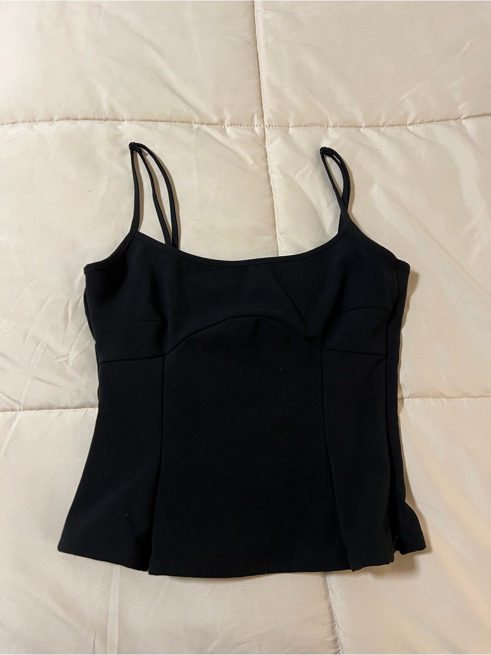 H&M Black fit flare scoop tank top